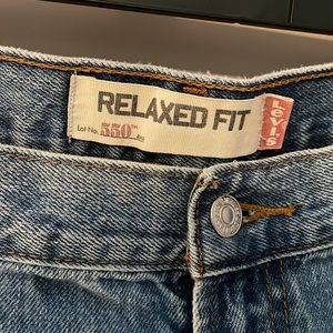 Levi’s Relaxed Fit 550 W40 L34.